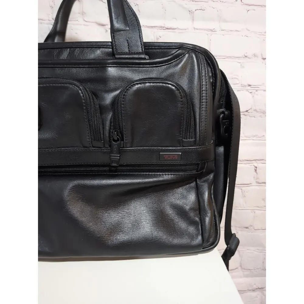 TUMI ALPHA 2 Expandable Laptop Briefcase Black Leather Model 96141 D2 READ